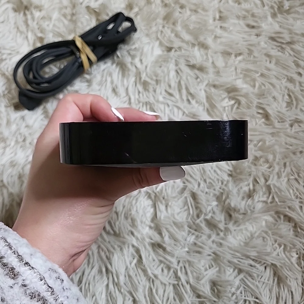 Apple TV A1469 (3rd Generation) HD Media Streaming Device - No Remote